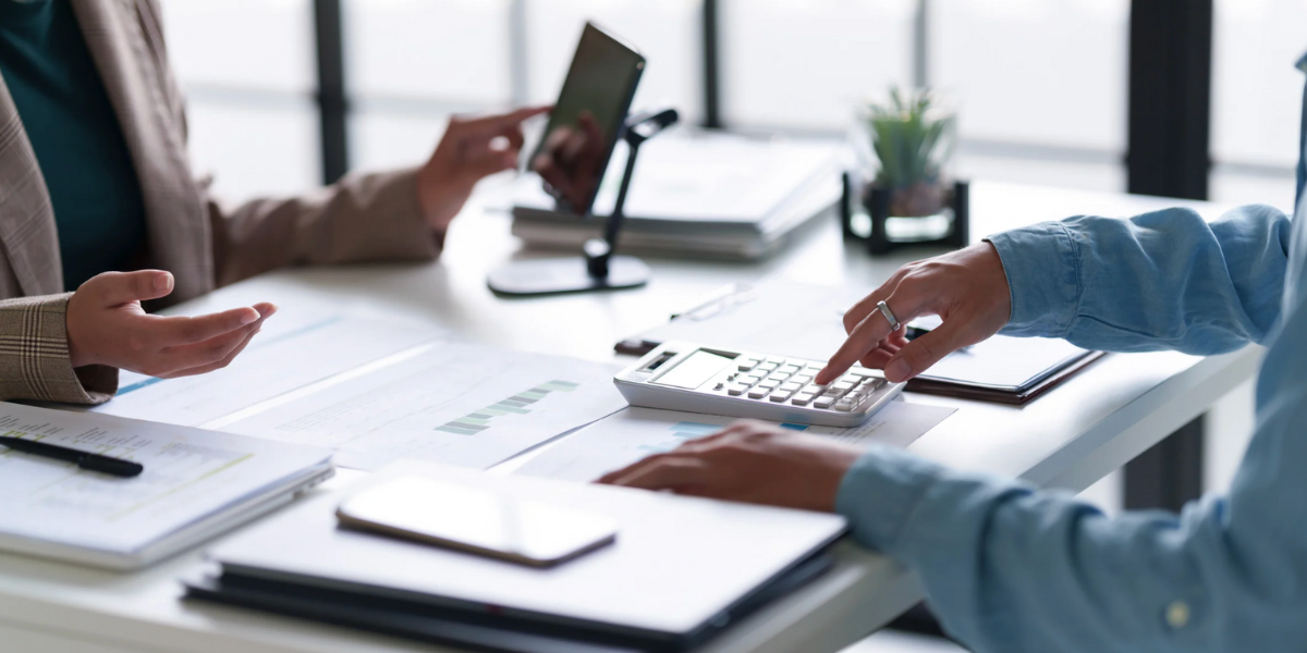 Why Bookkeepers And Accountants Are A Winning Team For Small Businesses